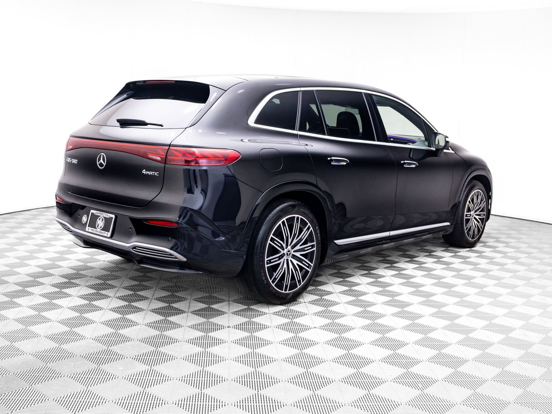 Used 2023 Mercedes-Benz EQS 580 4MATIC SUV image 7