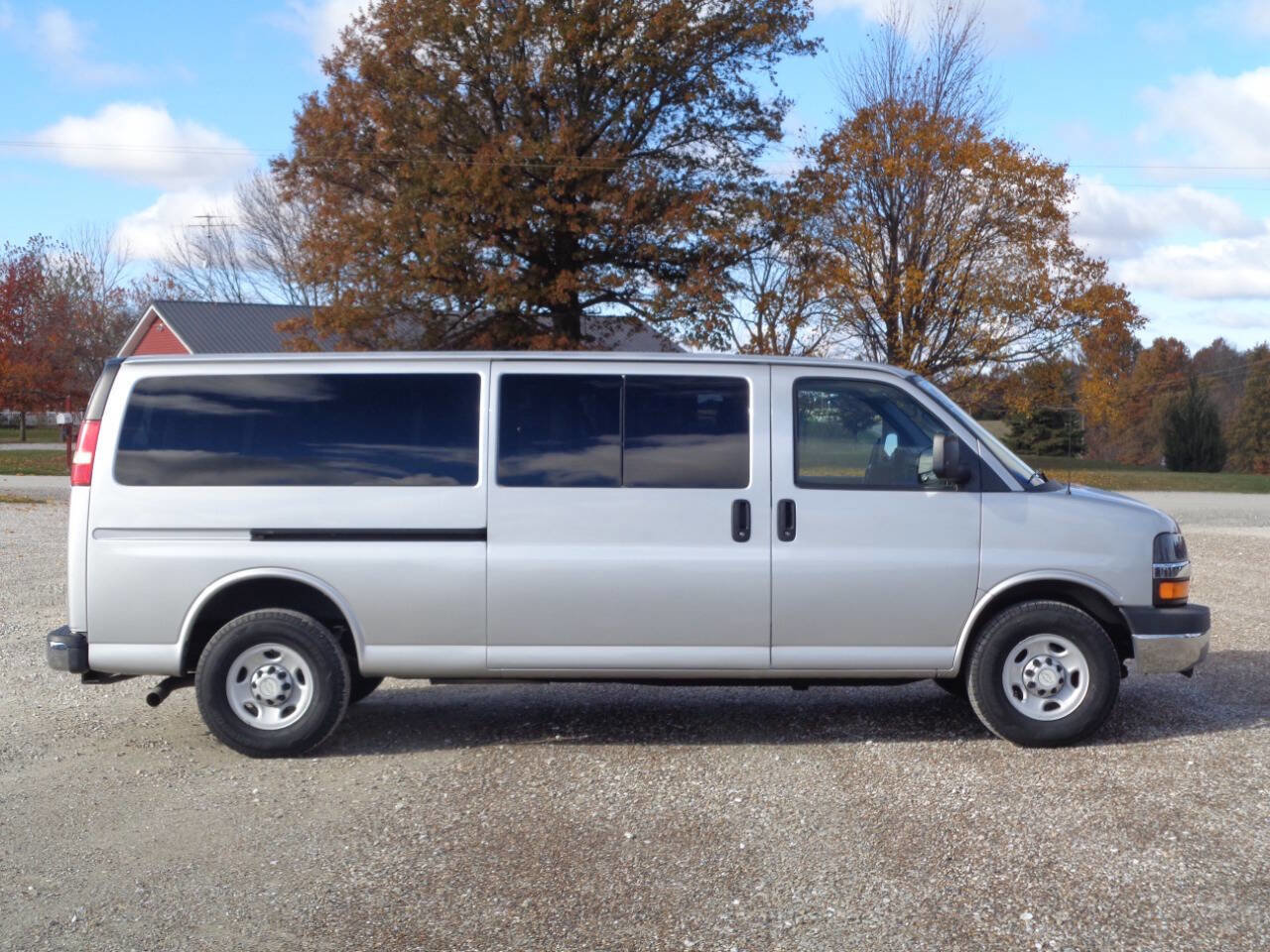 Used 2014 Chevrolet Express 3500 LT w/ LT Preferred Equipment Group image 2
