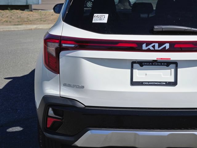 New 2026 Kia Seltos S FWD image 12