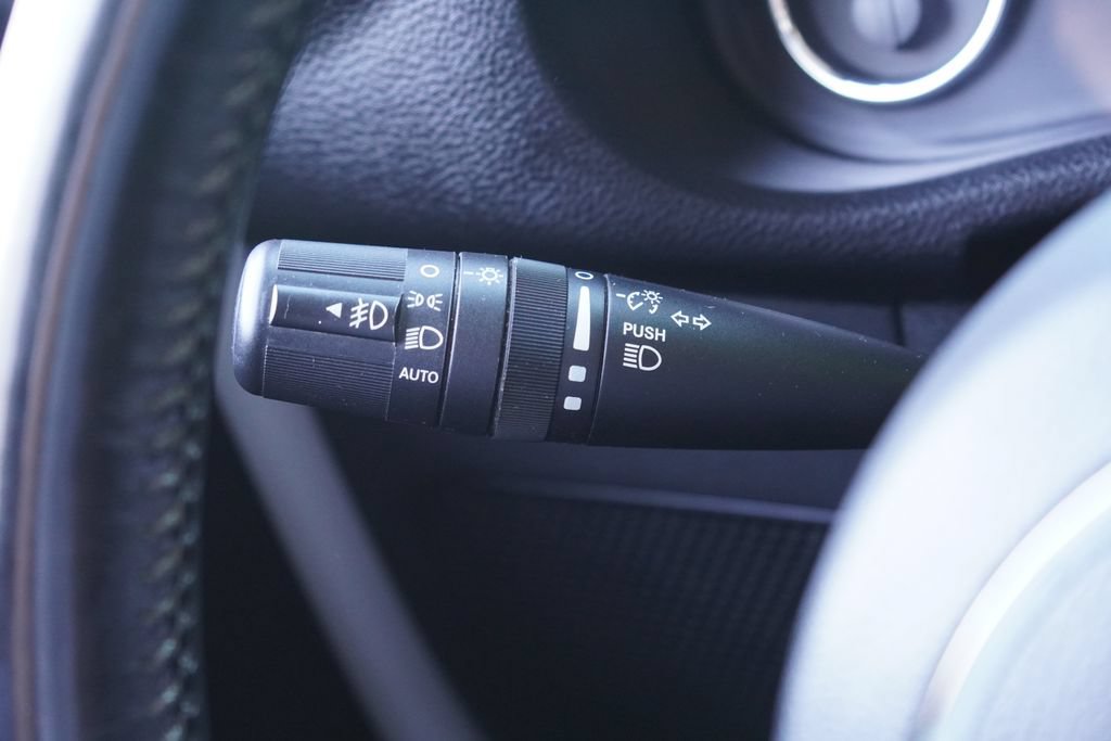 Used 2018 Jeep Wrangler Unlimited Sahara AWD/4WD image 19