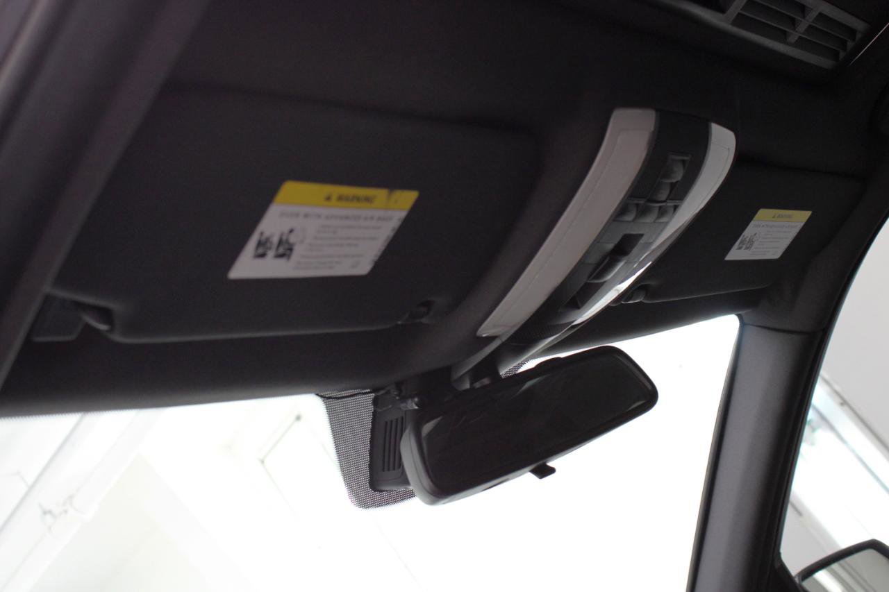 Used 2011 Mercedes-Benz C 300 Sedan image 70