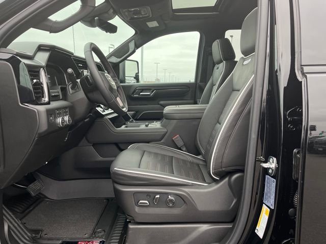 New 2026 GMC Sierra 2500 AT4X w/ LPO, Black Badging Package image 11