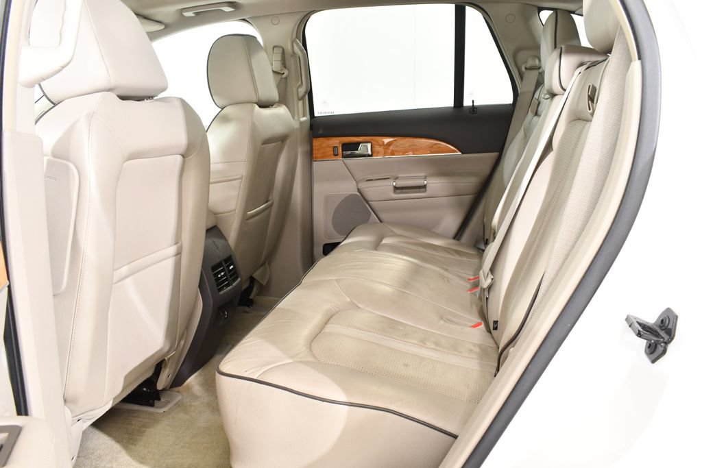 Used 2015 Lincoln MKX AWD w/ Equipment Group 102A image 16
