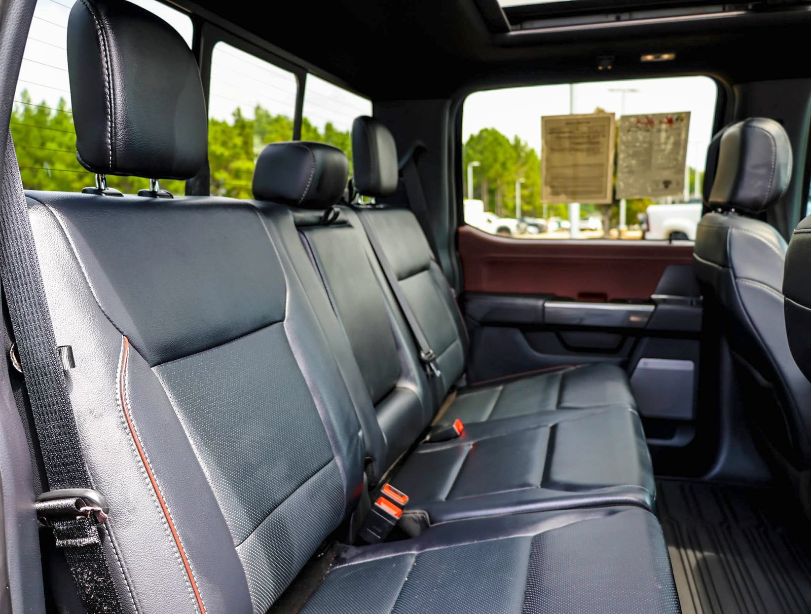 Used 2023 Ford F150 Lariat AWD/4WD image 7