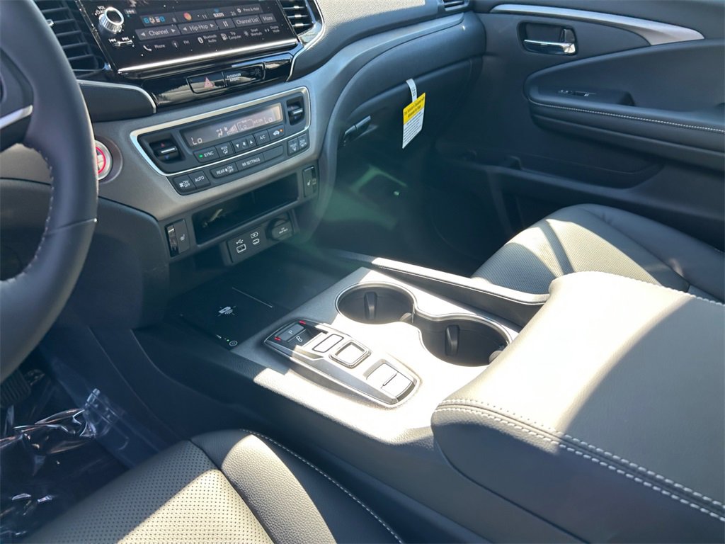 New 2025 Honda Ridgeline RTL image 11