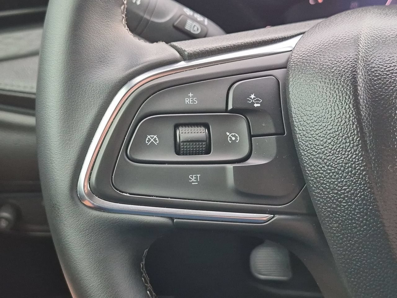 Used 2024 Buick Encore GX Preferred FWD image 11