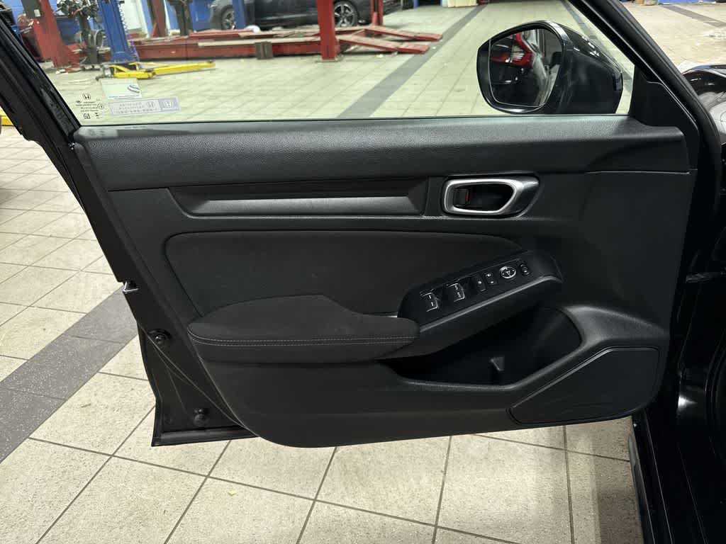 Used 2023 Honda Civic Sport image 26