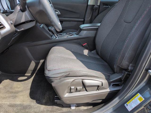 Used 2017 Chevrolet Equinox LS FWD image 16