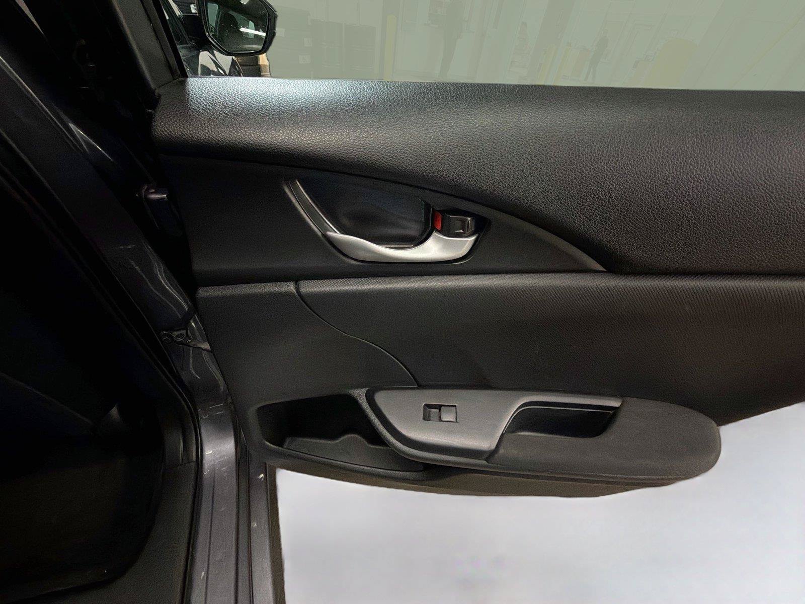 Used 2019 Honda Civic LX image 29