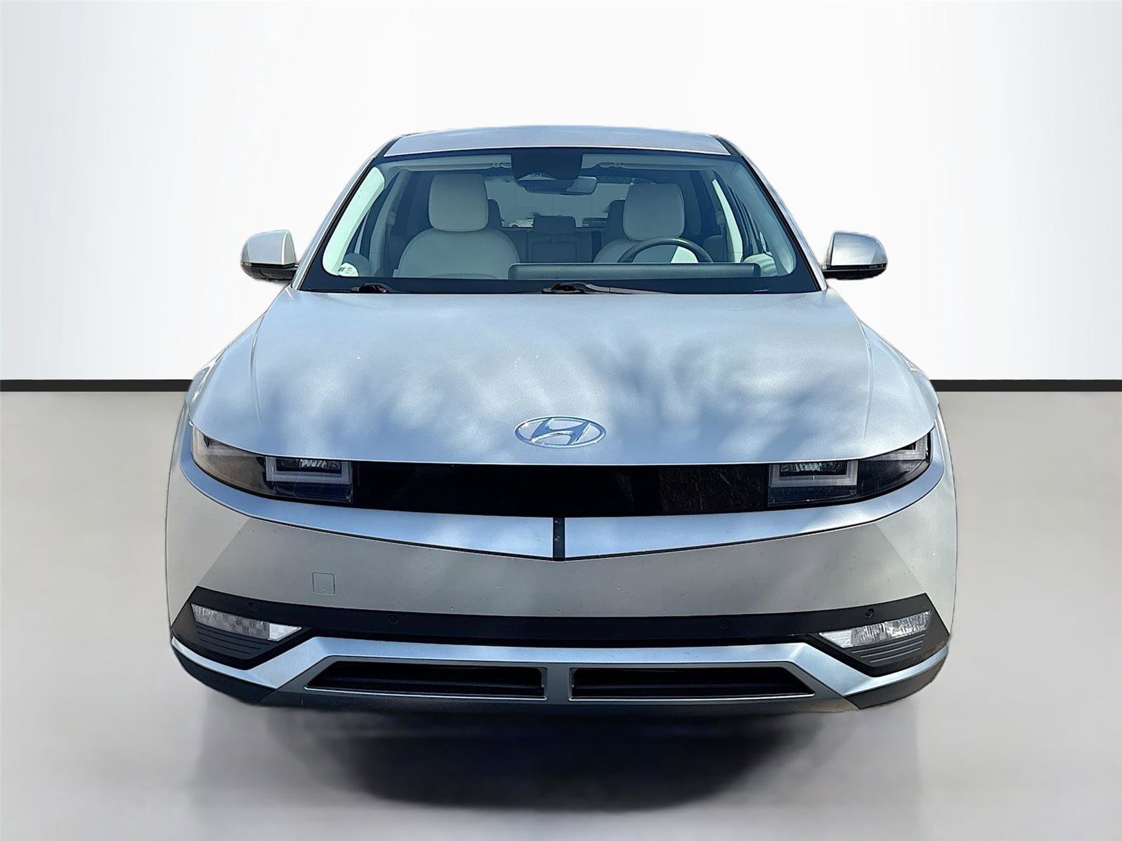 Used 2023 Hyundai Ioniq 5 SEL image 2