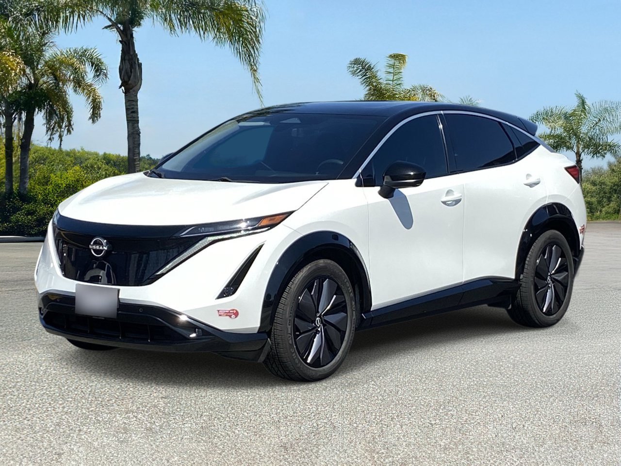 Certified 2024 Nissan Ariya FWD image 2