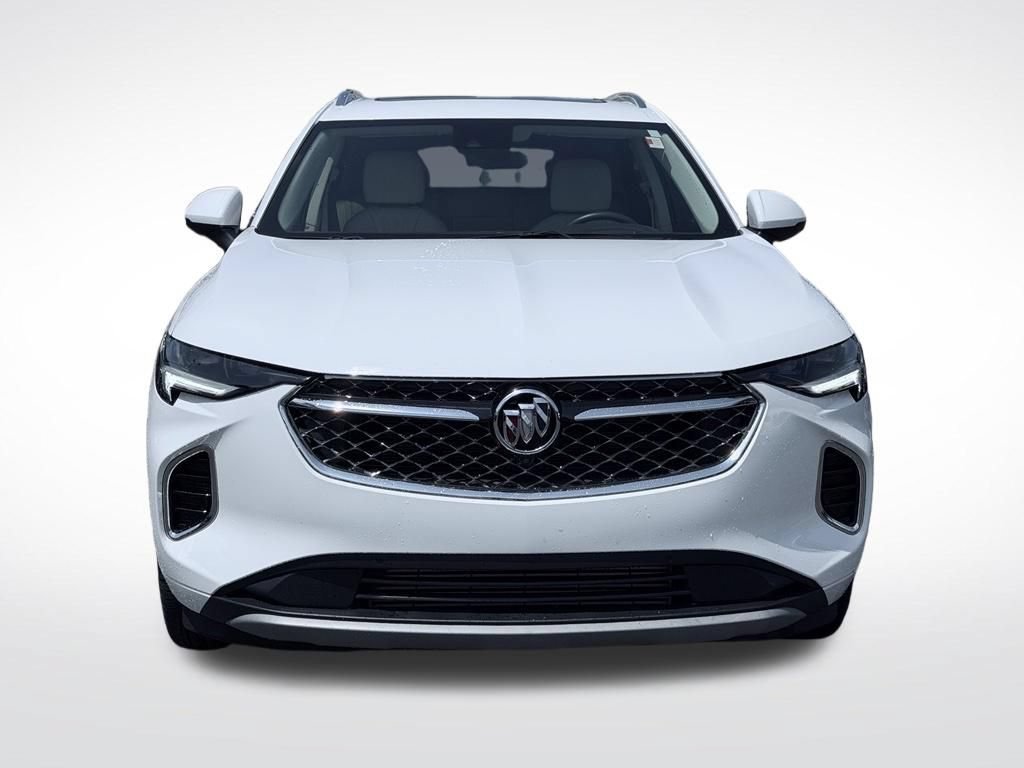 Used 2022 Buick Envision Avenir w/ Technology Package II AWD/4WD image 2