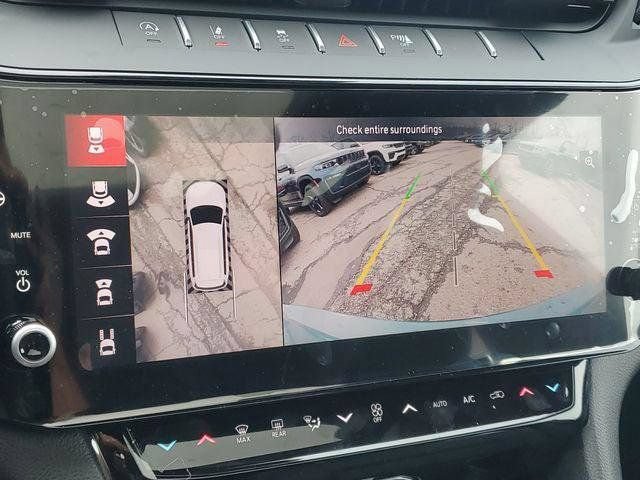 New 2026 Jeep Grand Cherokee L Limited w/ Luxury Tech Group II AWD/4WD image 28