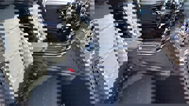 Certified 2025 Mercedes-Benz GLC 300 4MATIC image 55