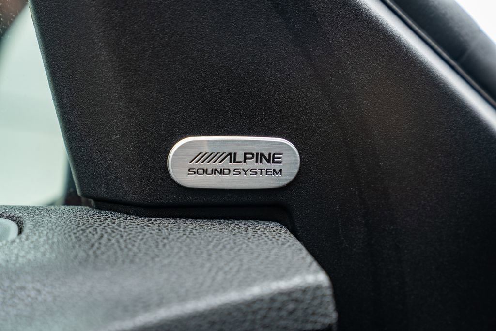 Used 2022 Dodge Charger R/T w/ Blacktop Package RWD image 19