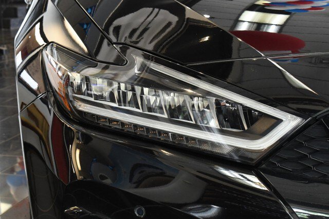 Used 2023 Nissan Maxima SR w/ Sport Mat Group FWD image 4