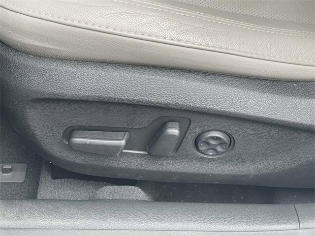 Used 2018 Hyundai Sonata Limited image 12