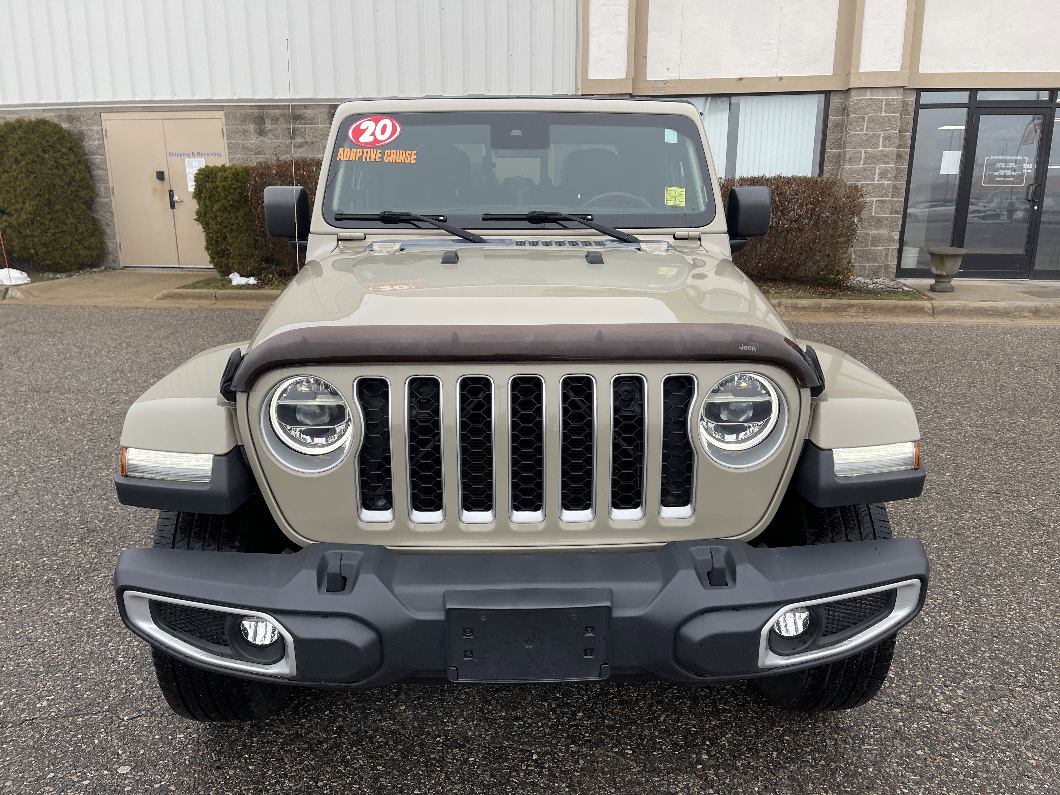 Used 2020 Jeep Gladiator Overland image 8