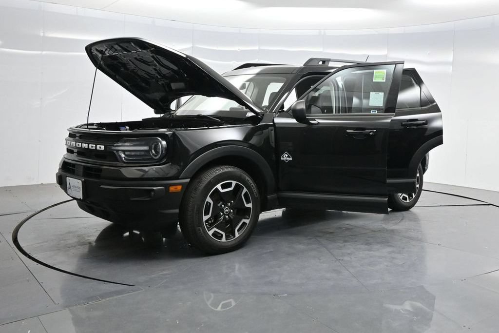 Used 2023 Ford Bronco Sport Outer Banks w/ Tech Package AWD/4WD image 42