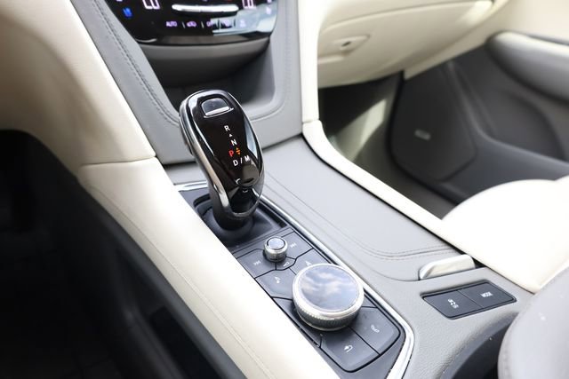 Used 2023 Cadillac XT6 Premium Luxury image 20