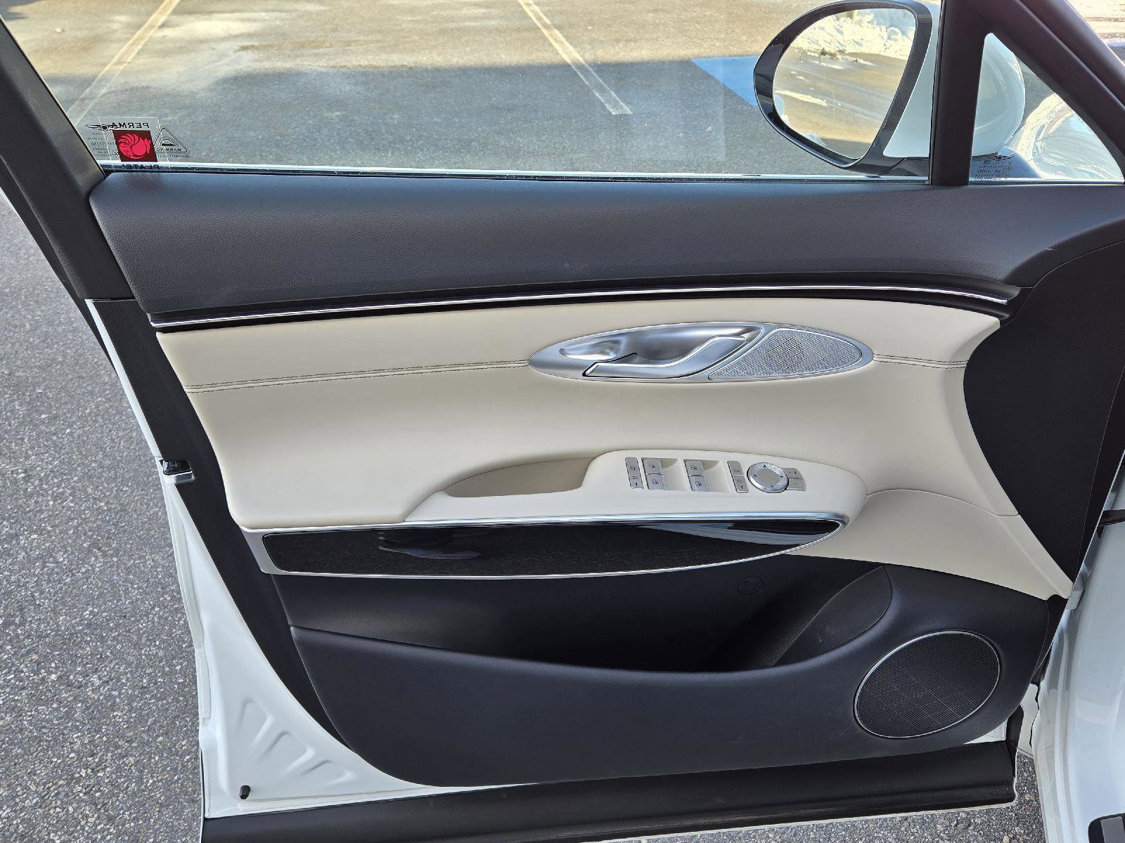 Used 2024 Genesis GV70 2.5T image 9