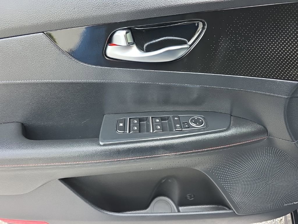 Used 2021 Kia Forte GT w/ GT2 Package image 17