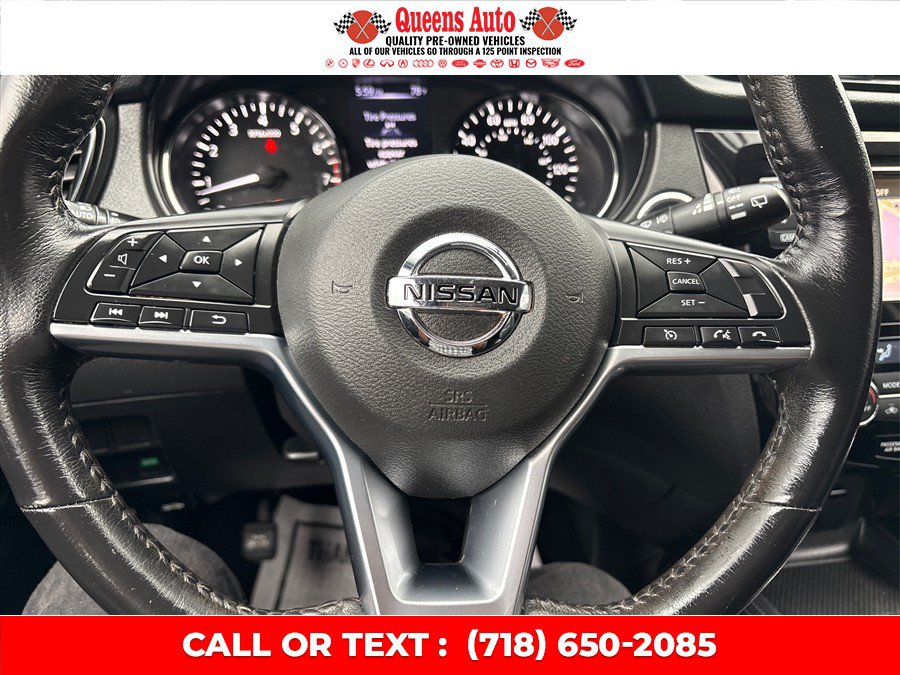 Used 2018 Nissan Rogue Sport SL AWD/4WD image 19
