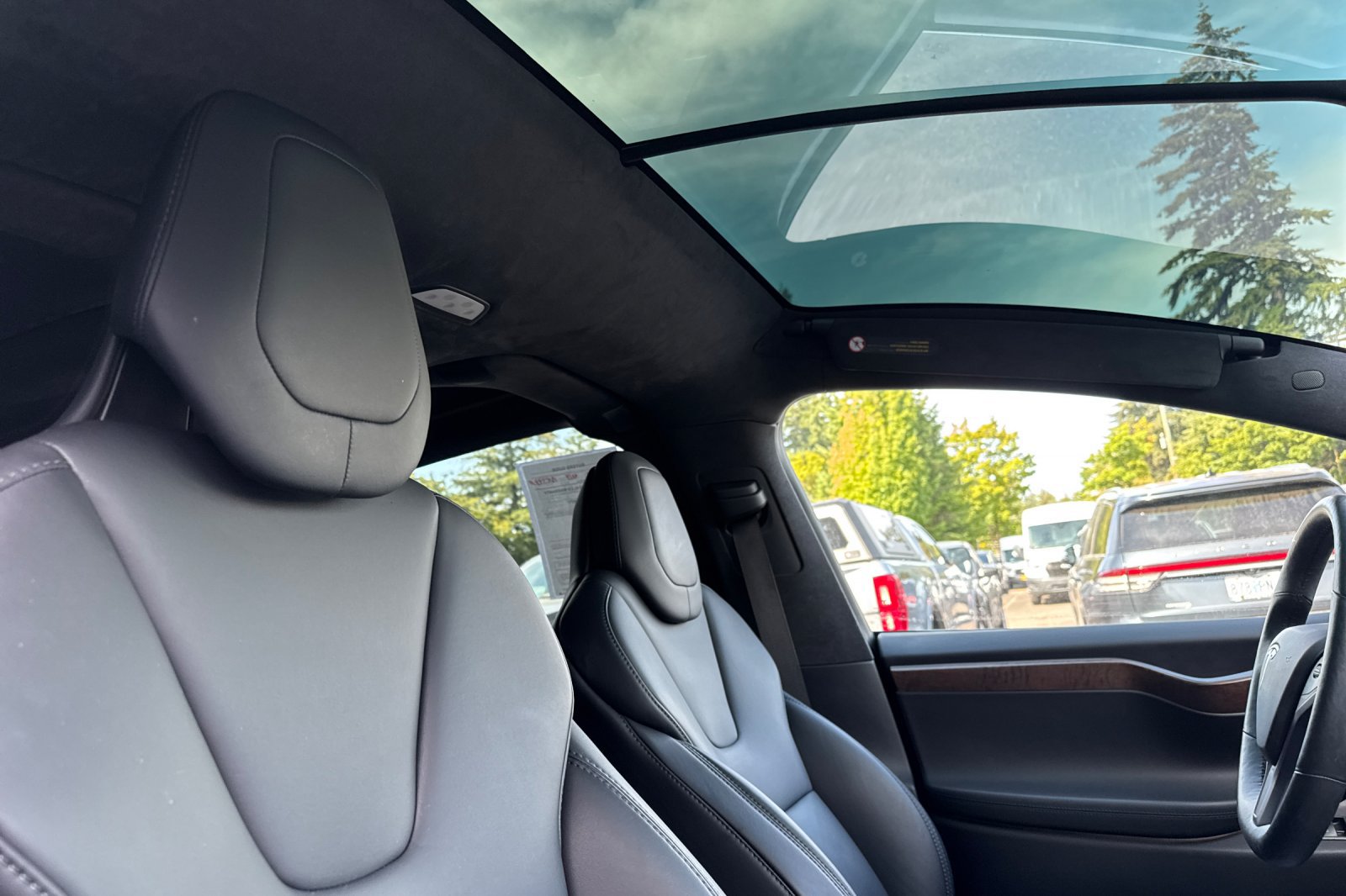Used 2019 Tesla Model X 75D AWD/4WD image 17