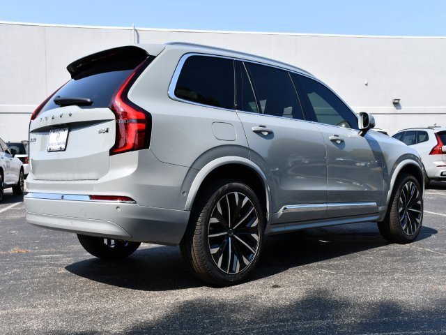 New 2026 Volvo XC90 B6 Plus w/ Protection Package Premier image 7