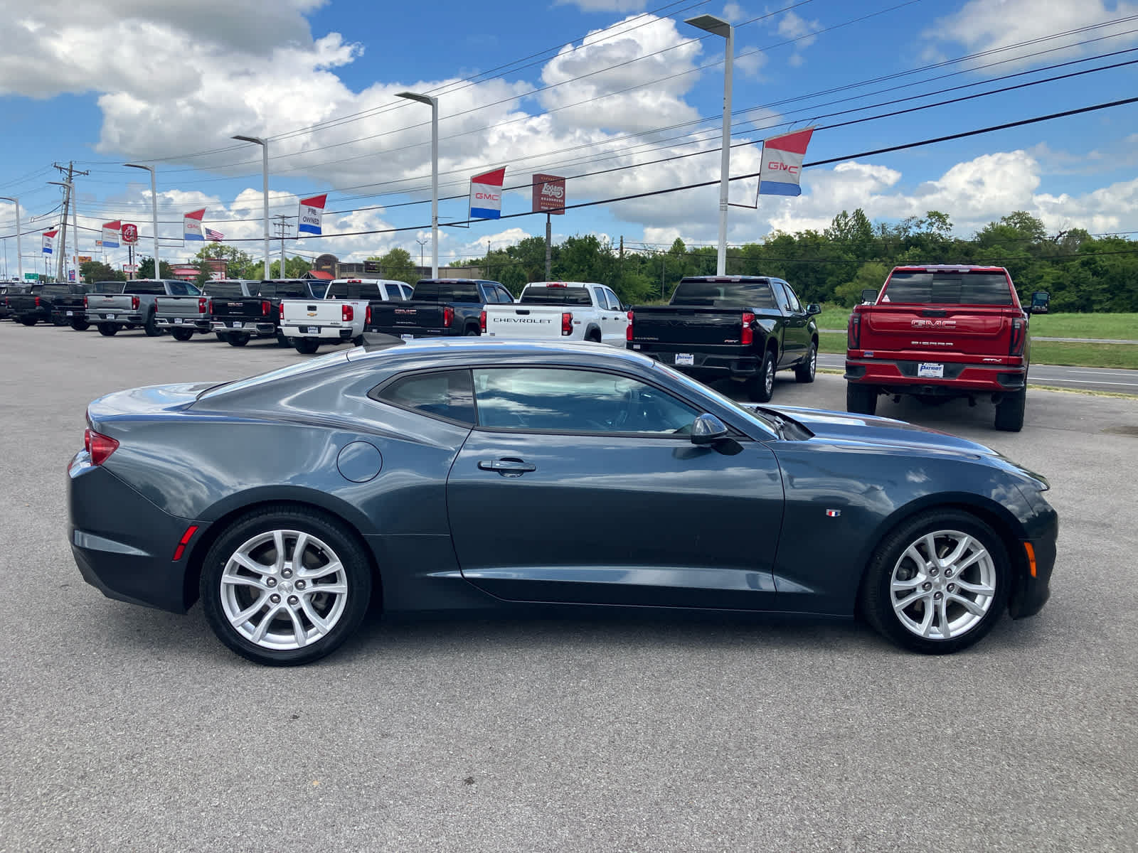 Used 2020 Chevrolet Camaro LS RWD image 8