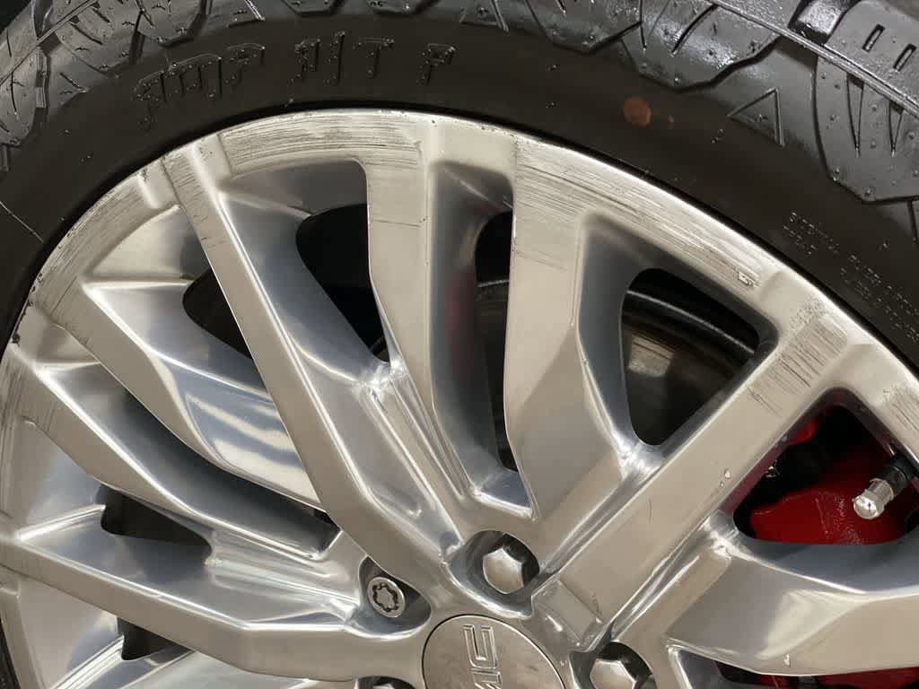 Used 2019 GMC Sierra 1500 Denali w/ Denali Ultimate Package AWD/4WD image 34