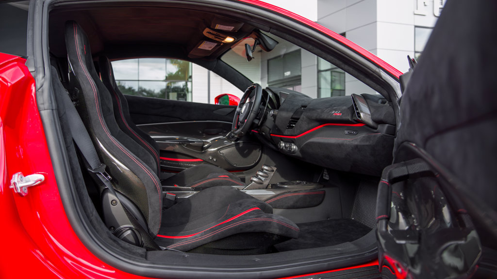 Used 2020 Ferrari 488 Pista Coupe RWD image 26