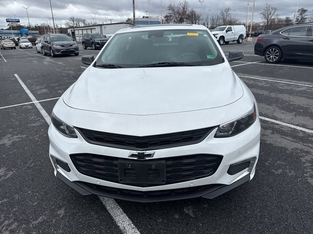Used 2018 Chevrolet Malibu LT w/ Driver Confidence Package image 8