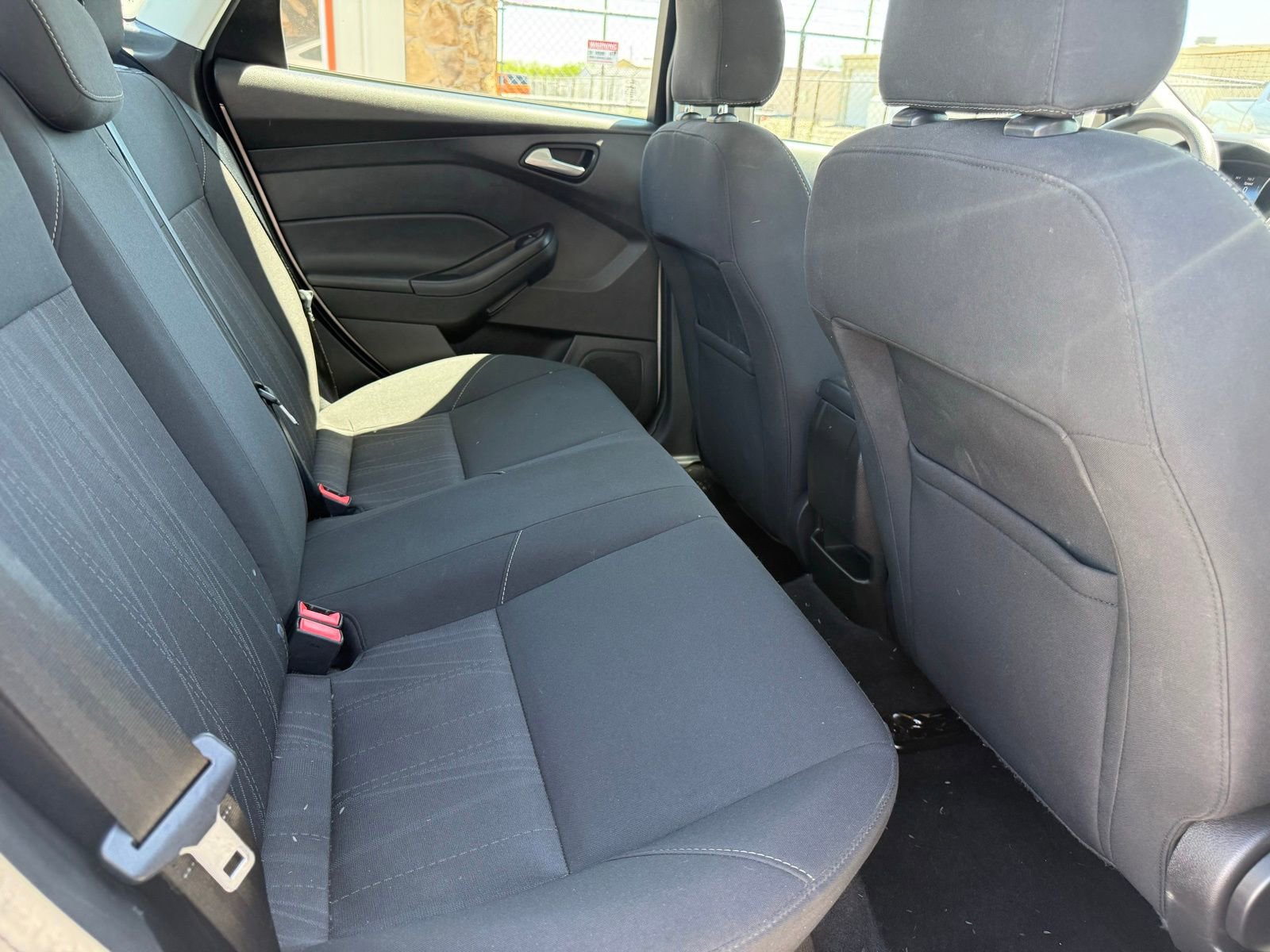 Used 2016 Ford Focus SE image 15