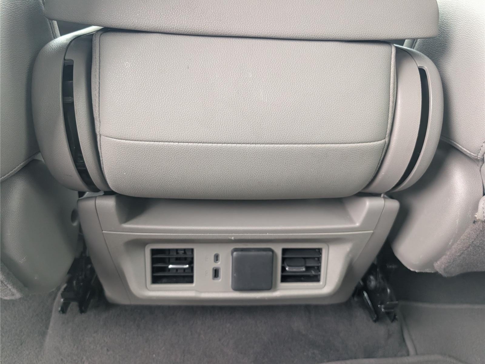 Used 2025 GMC Sierra 1500 SLT AWD/4WD image 19