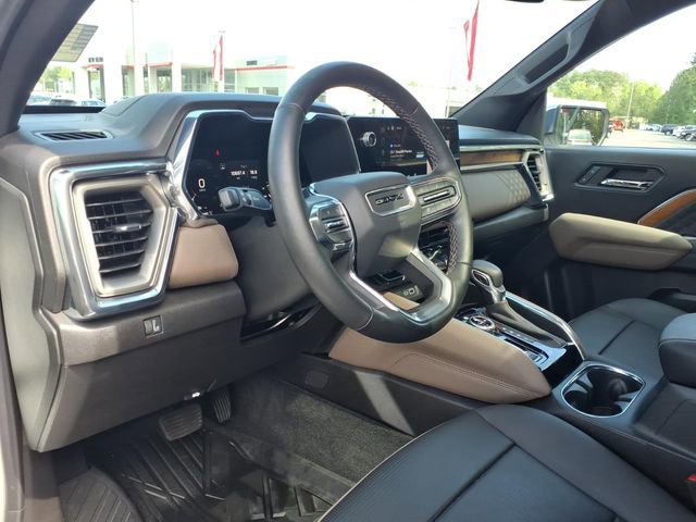 Used 2024 GMC Canyon Denali image 16