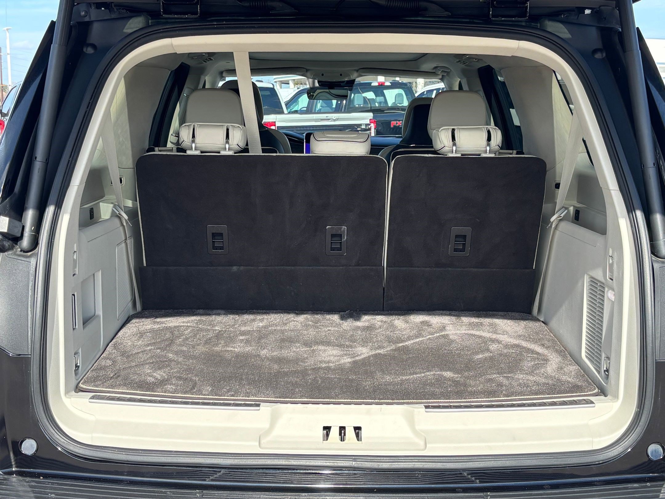 Used 2020 Lincoln Navigator L Black Label w/ Cargo Convenience Package image 28