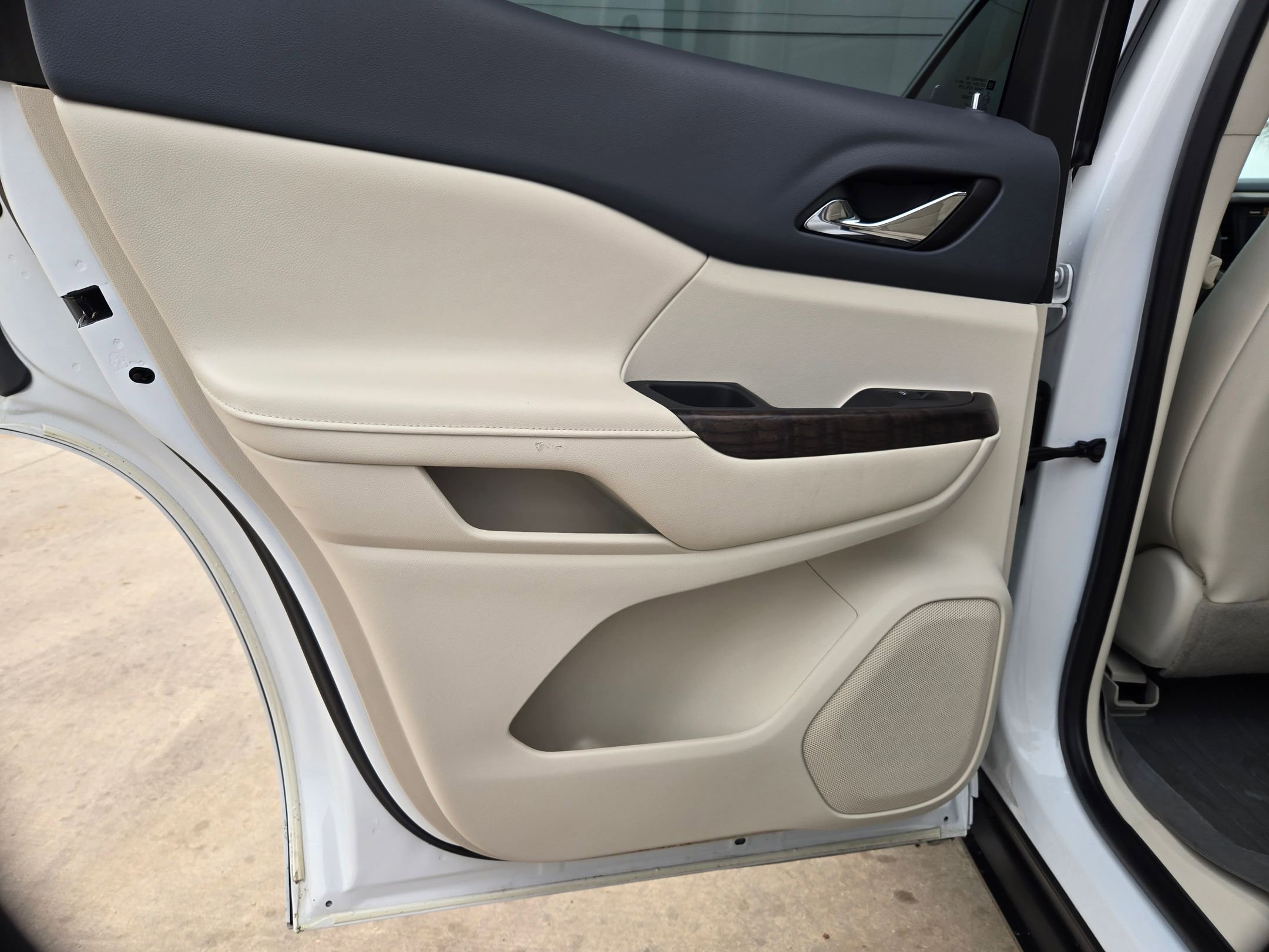 Certified 2020 GMC Acadia Denali image 16