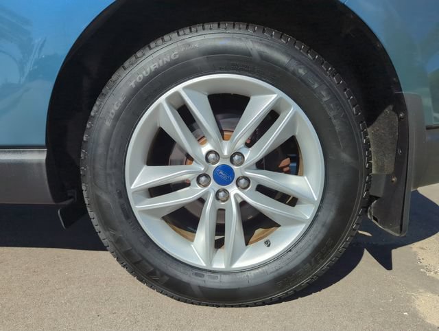 Used 2016 Ford Edge SEL w/ Equipment Group 201A FWD image 11