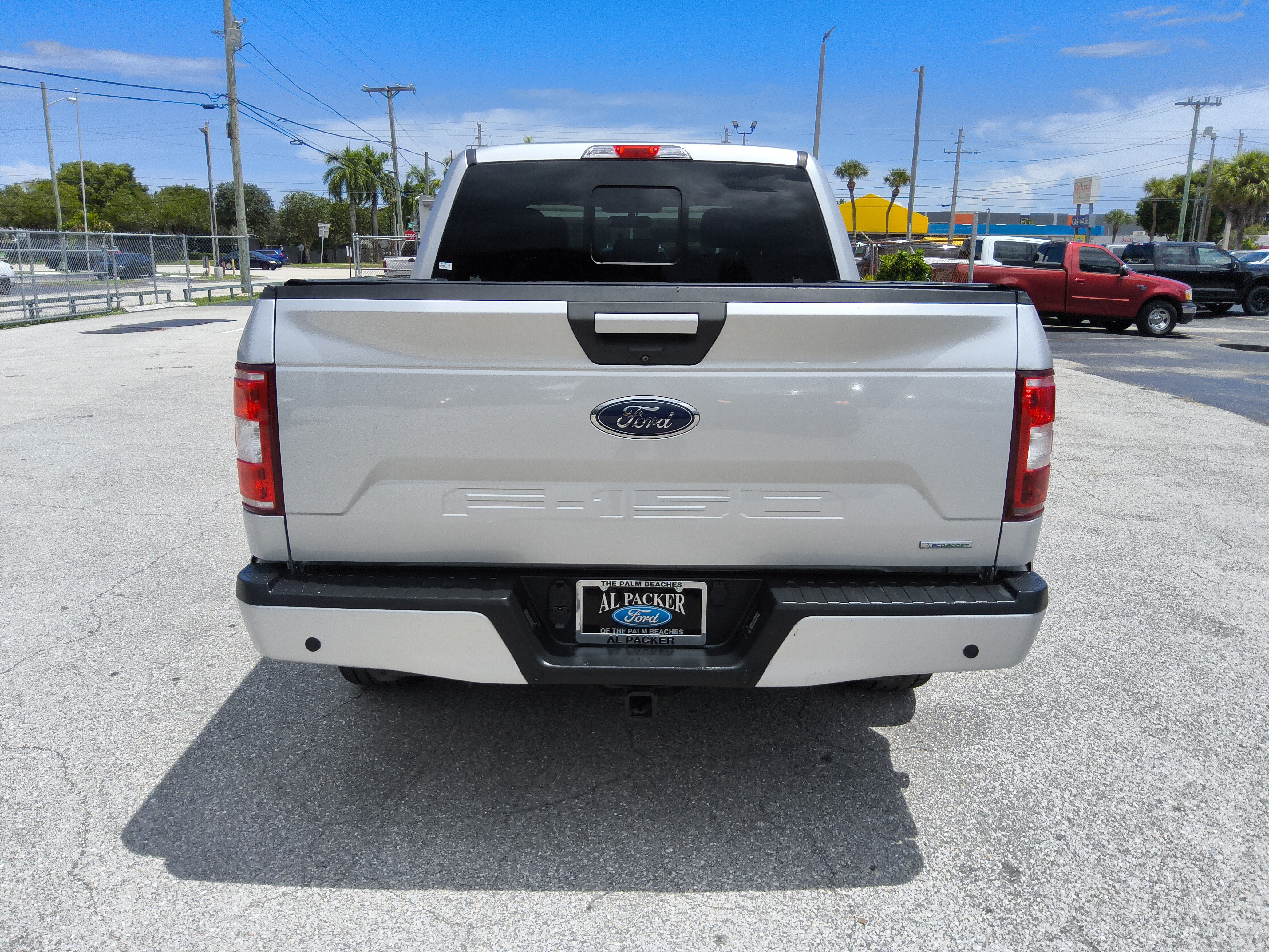 Used 2018 Ford F150 XLT w/ Equipment Group 302A Luxury AWD/4WD image 4