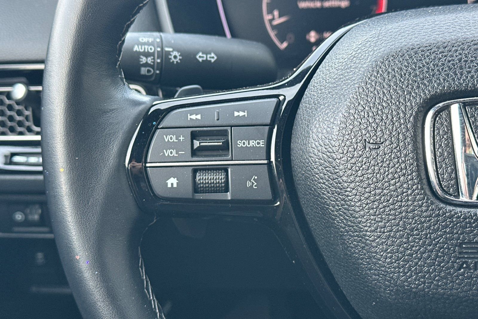 Used 2025 Honda Civic Sport image 26