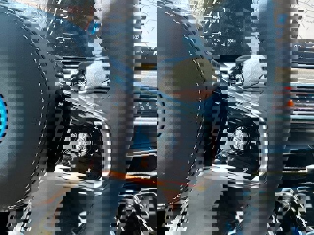 Certified 2024 BMW i7 xDrive60 image 16