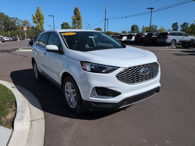 Certified 2023 Ford Edge SEL AWD/4WD image 7