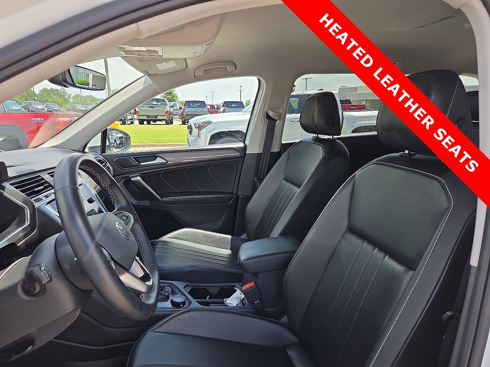 Used 2024 Volkswagen Tiguan Wolfsburg Edition image 13