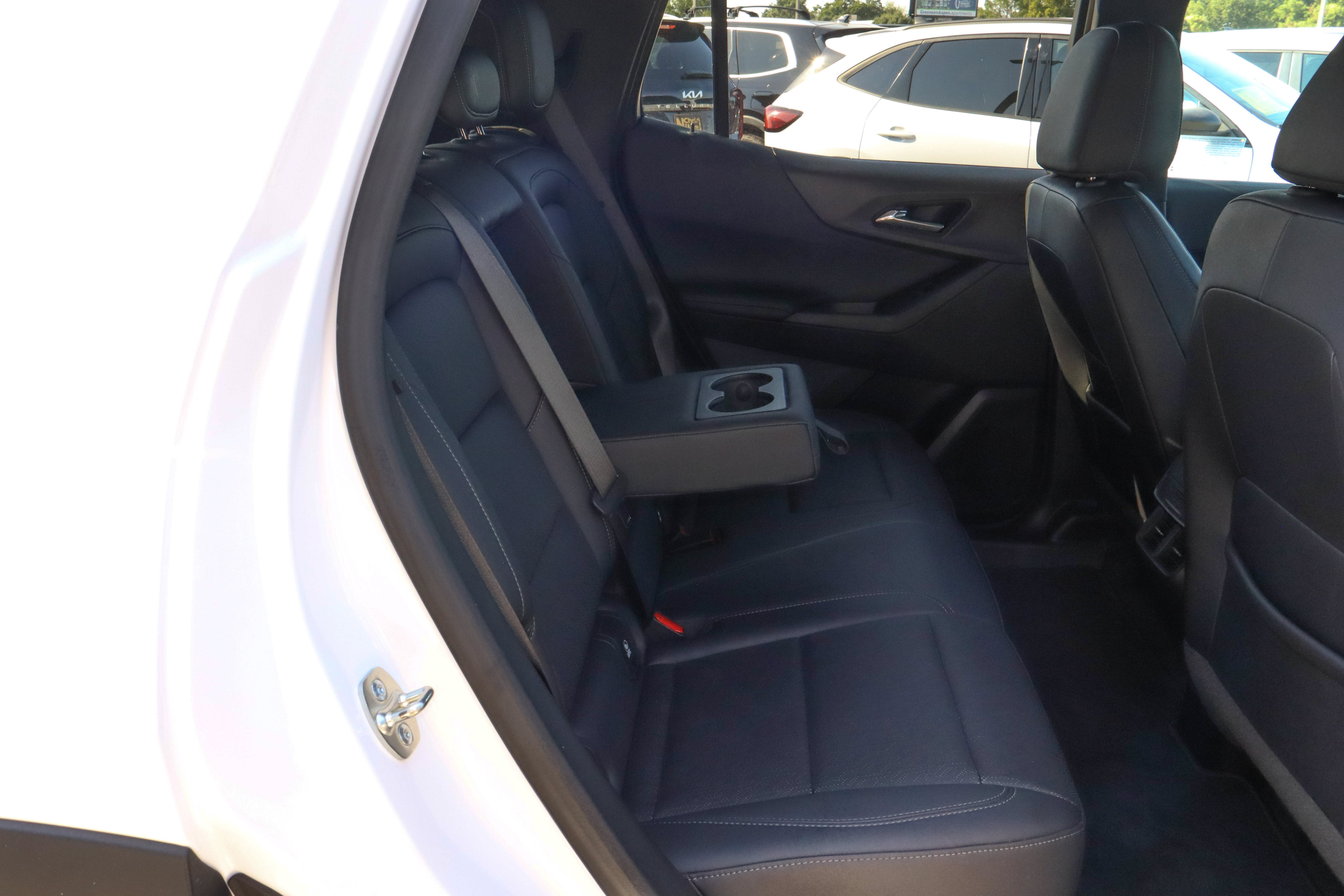 Used 2025 Chevrolet Equinox LT w/ Convenience Package II FWD image 20