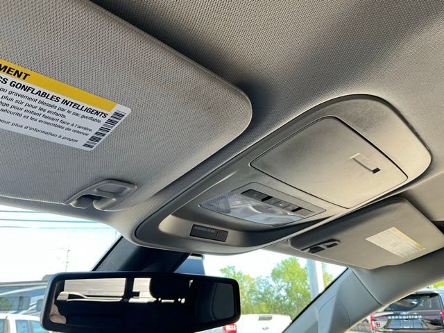 Used 2018 GMC Canyon SLT w/ Driver Alert Package image 17