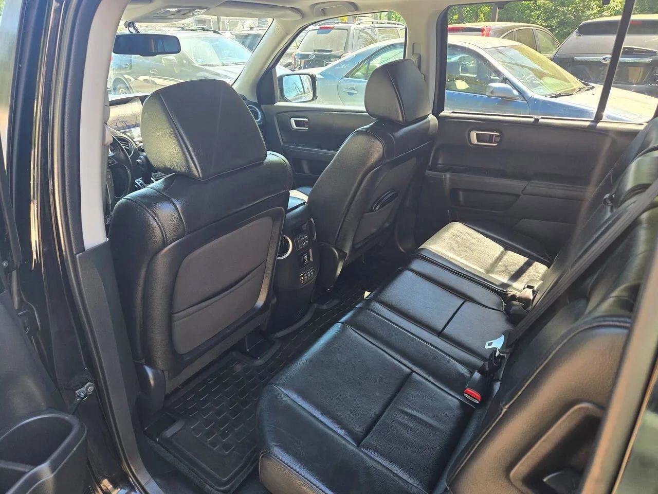 Used 2014 Honda Pilot Touring image 14