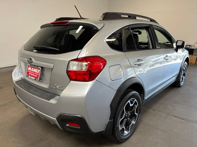 Used 2013 Subaru Crosstrek 2.0i Limited w/ Popular Pkg 2 AWD/4WD image 3