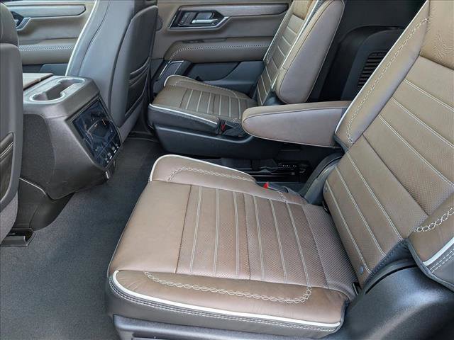 New 2026 GMC Yukon XL Denali Ultimate w/ LPO, Illumination Package image 18