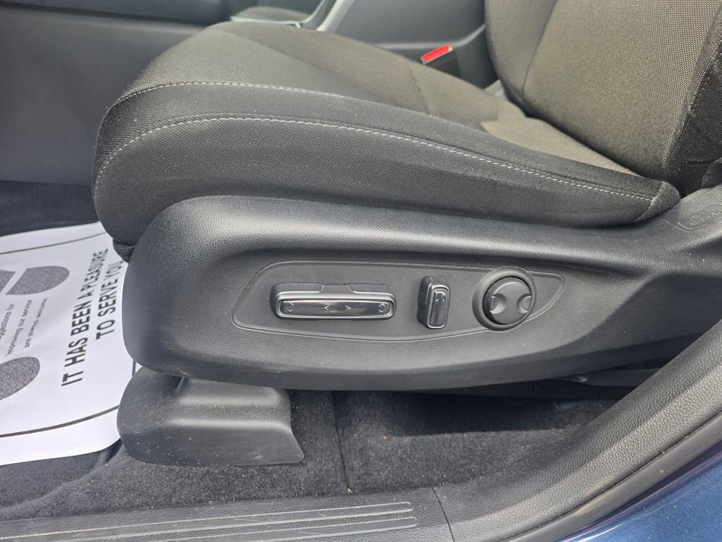 Certified 2024 Honda CR-V EX image 8